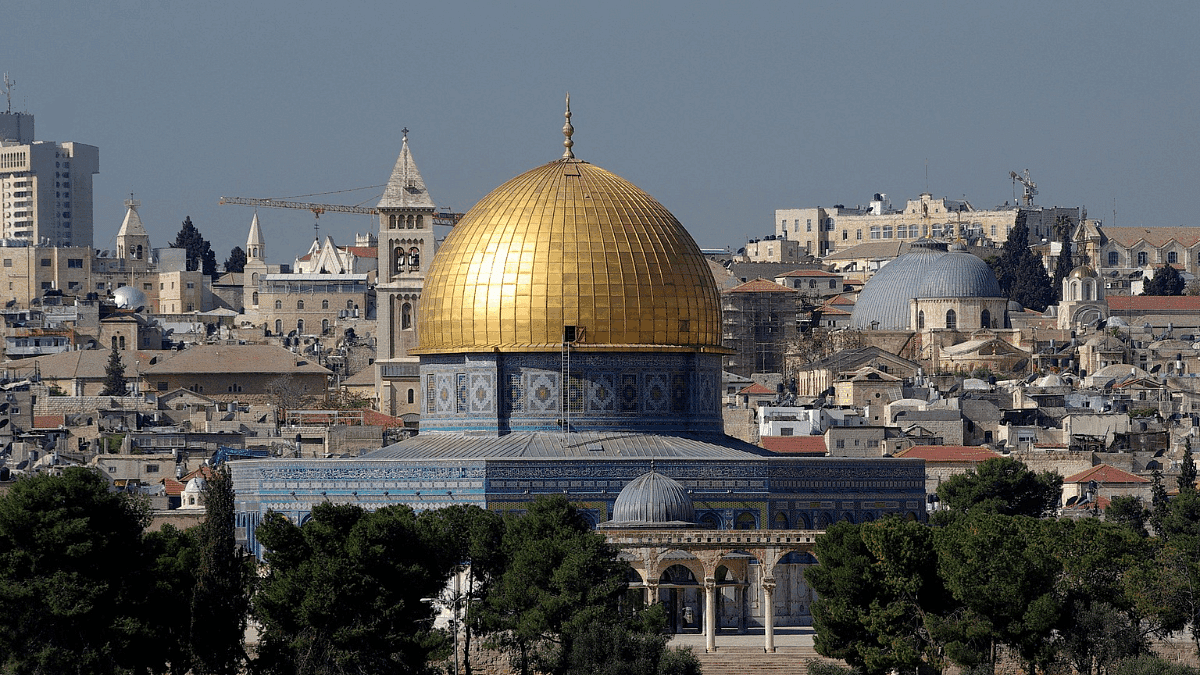 Why Al-Aqsa mosque in Jerusalem is a sensitive site in Palestine-Israel ...