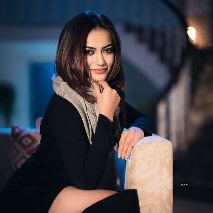 Surbhi Jyoti turns 30, here are her stunning 30 photos