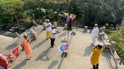 Mumbai dabbawala head performs puja at Gudi Padwa while practicing social distancing