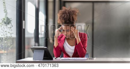 Stress Business Woman Hard Working, Women Often Have A Hard Time Saying No When Someone Asks Them Fo