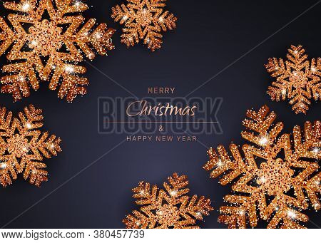 Christmas background with Shining gold Snowflakes. Merry Christmas card vector Illustration. Christmas background with Shining gold balls. Christmas. Christmas Vector. Christmas Background. Merry Christmas Vector. Merry Christmas banner. Christmas illustr