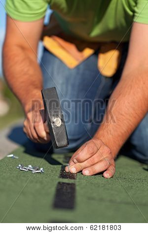 Fastening The Bitumen Roof Shingles