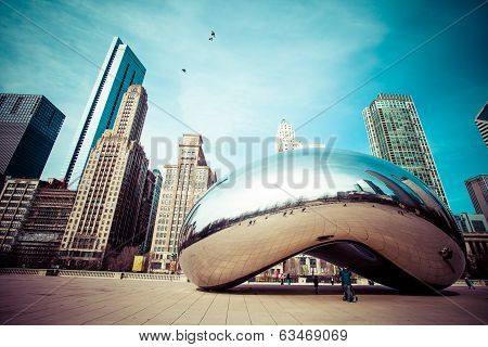 Chicago, Il - April 2: Cloud Gate And Chicago Skyline On April 2, 2014 In Chicago, Illinois. Cloud G