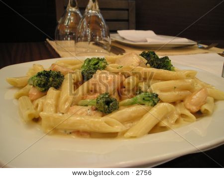 Penne Riggati With Salmon And Brocolli