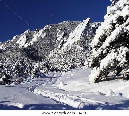 Flatirons 第一场雪