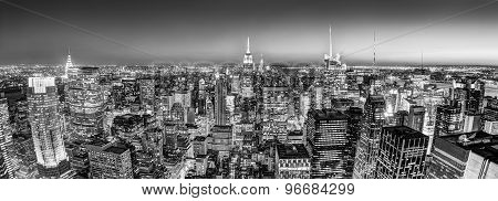 New York City Manhattan downtown skyline.