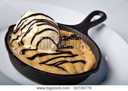 Skillet Baked Chocolate Chip Cookie