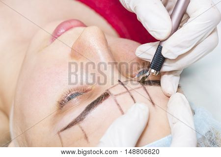 Microblading eyebrows workflow in a beauty salon