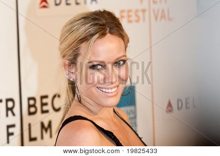 NEW YORK - APRIL 23: Actress Hilary Duff attends the 8th Annual Tribeca Film Festival 'Stay Cool' premiere at BMCC Tribeca PAC on April 23, 2009 in New York.