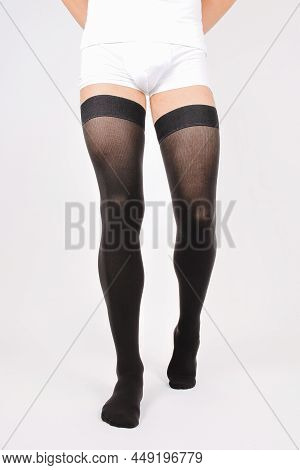 Compression Hosiery. Medical Compression Stockings And Tights For Varicose Veins And Venouse Therapy