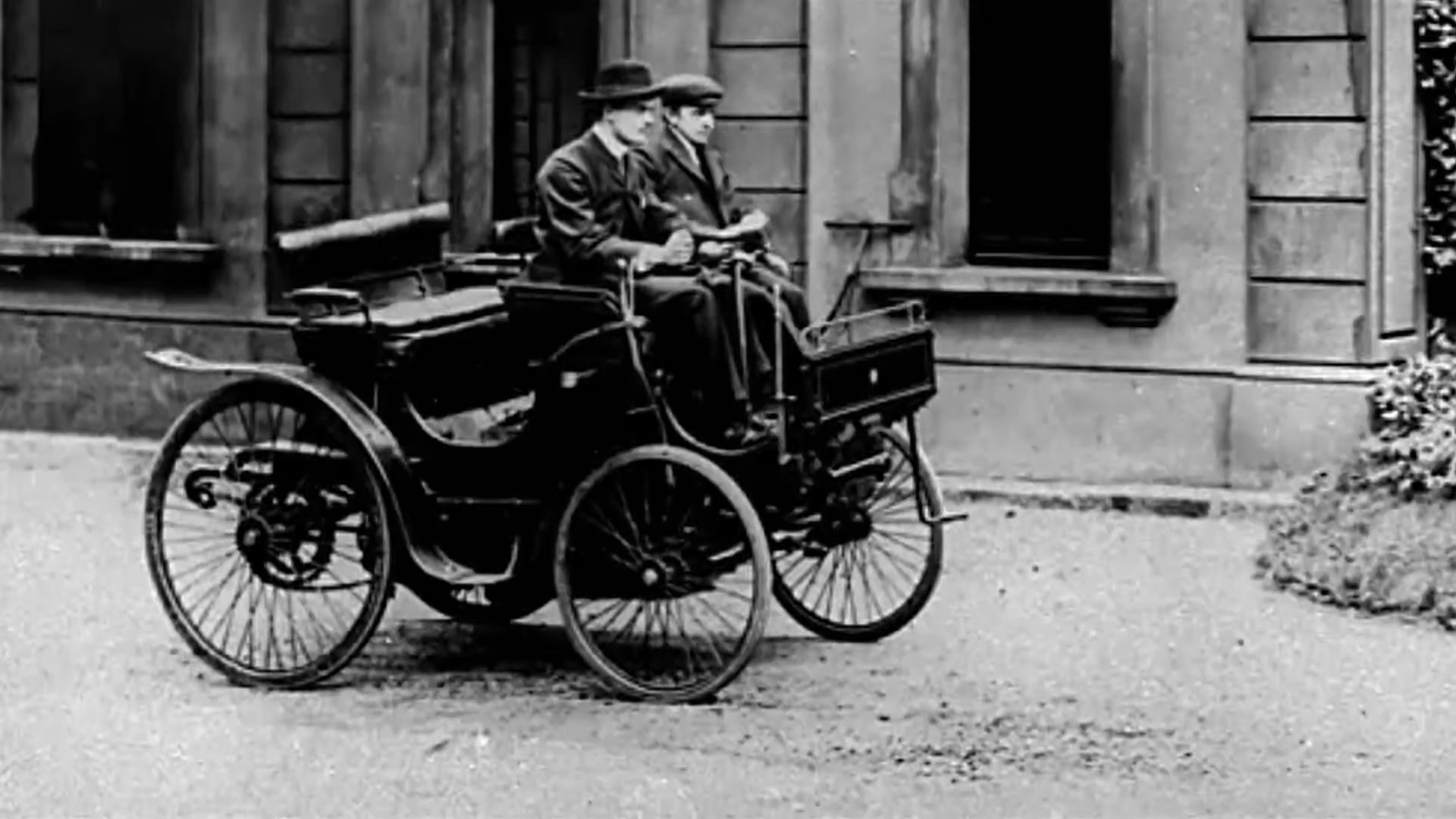 A Brief History Of Electric Vehicles image.