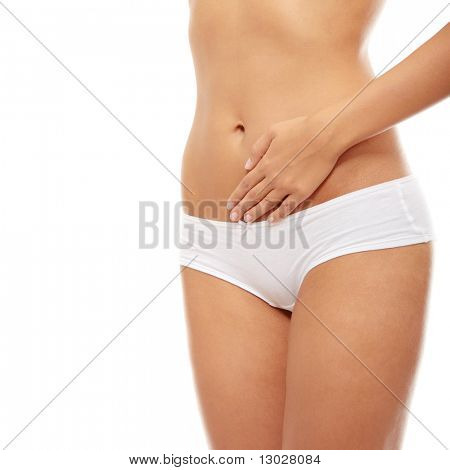 Corpo feminino bonito isolado no branco. Mulher jovem sexy calcinha branca