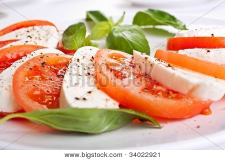 insalata caprese classica