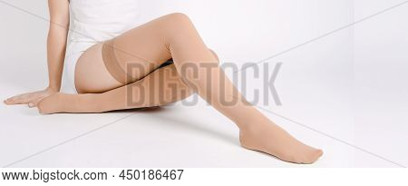 Compression Hosiery. Medical Compression Stockings And Tights For Varicose Veins And Venouse Therapy