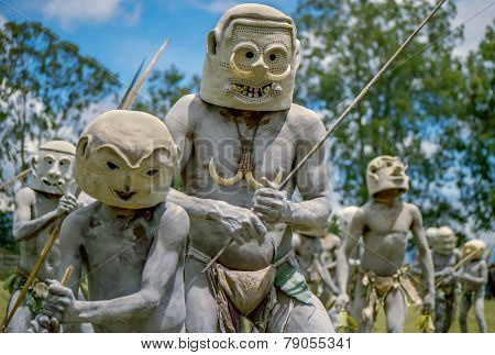 Mud men of Papua New Guinea