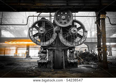 metallurgical firm waiting for a demolition