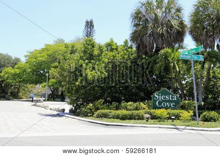 Siesta Cove Sign