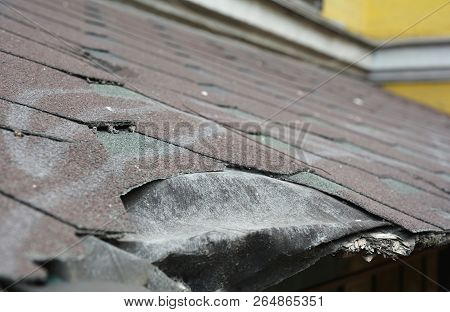 Asphalt Shingles Damage. Roofing Shingles Asphalt. Fixing Damaged Roof Shingles.