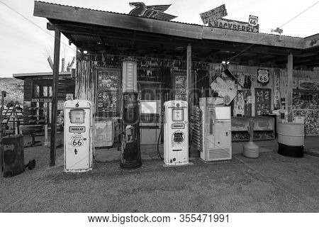 Hackberry, Arizona, Usa - February 17, 2020: Exterior Of Historic Route 66 Gas Station In Arizona Al