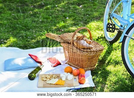 Picnic Basket With Food On Blanket. Spring Eating Outdoor. Family Day. All Goods For Picnic. Love Da