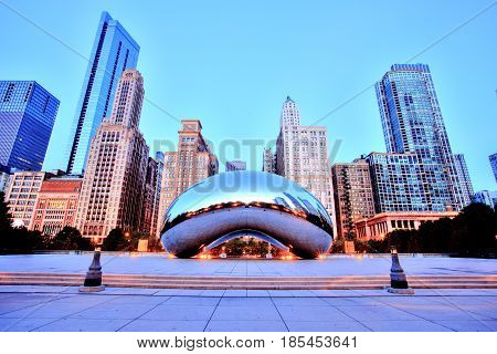 Cloud Gate - The Bean In Millennium Park At Sunrise, Chicago