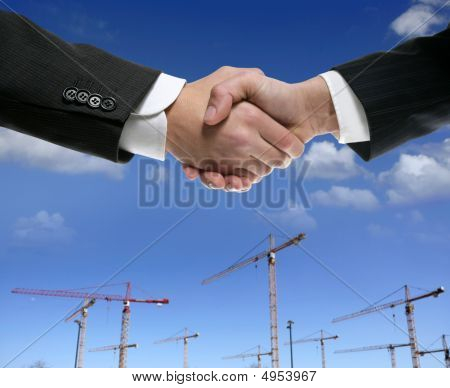 Businessmn Handshake In Bouwoppervlakte