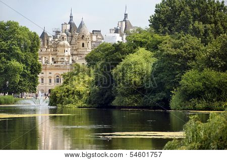 Saint James Park And Palace, London