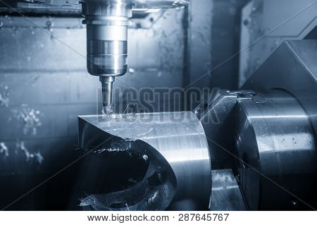 The  5-axis Cnc Machining Center Chamfering The Hole By Chamfering Tools  .the 5 Axis Cnc Milling Ma