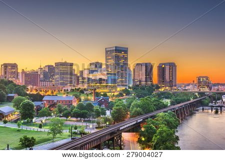 Richmond, Virginia, USA downtown skyline on the James River. 