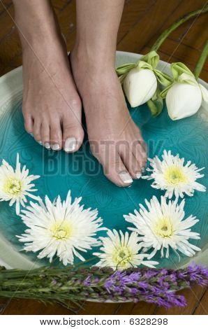 Foot Bath With Herbs And Flowers 5