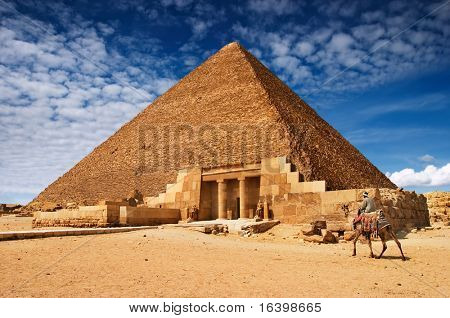 Egyptian pyramid