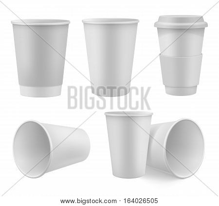 Realistic paper coffee cup mock up set on white background vector illustration. Isolated coffee cup paper. Blank white 3d model takeaway coffee cup with cap. Template paper coffee cup collection for branding. Vector paper coffee cup.