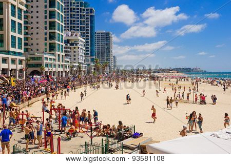 Tel-aviv Pride Parade 2015