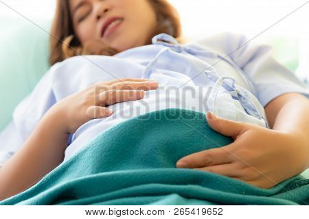 Pregnant Woman Gets Painful Or Hurt Of Her Belly. Mother Gets Suffered Because Mother Nearly Gives B