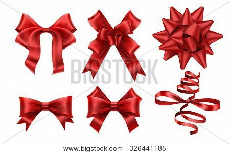 Realistic Red Bows. Decorative Xmas Gift Ribbon Bow, Christmas Or Romance Decoration Elements. Gift 