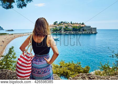 woman in summer vacation Beautiful woman in vacation. Beauty Woman in vacation. Beautiful woman in vacation. woman in summer vacation. young woman portrait. Woman arrived in vacation. Woman in vacation. Woman 2021 vacation.