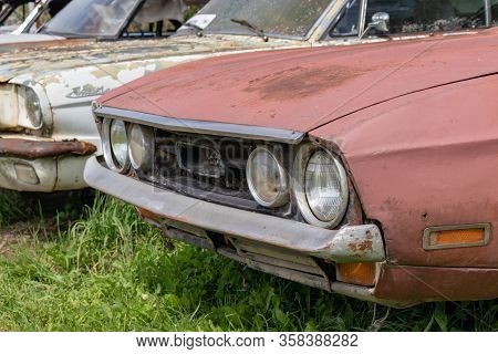 Old Abandoned Rusty Vehicles, Crushed Cars In Scrapyard, Junk Yard Needed To Be Utilised And Reused 