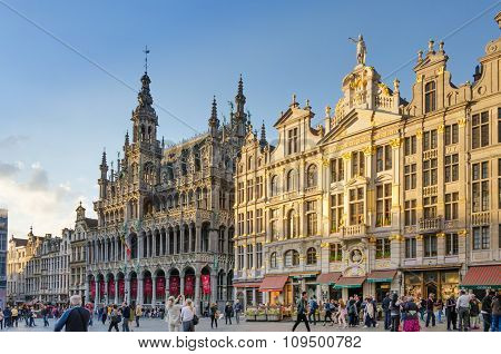 Brussels, Belgium - May 13, 2015: Many Tourists Visiting Famous Grand Place The Central Square Of Br