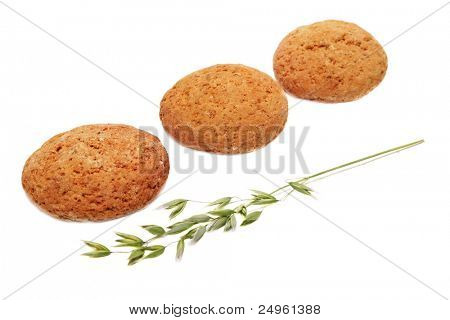 3 개의 oatcakes 및 귀리의 녹색 휘어집니다.