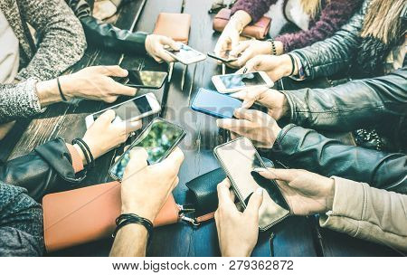 People Hands Having Addicted Fun Together Using Smartphone - Millenial Sharing Content On Social Med