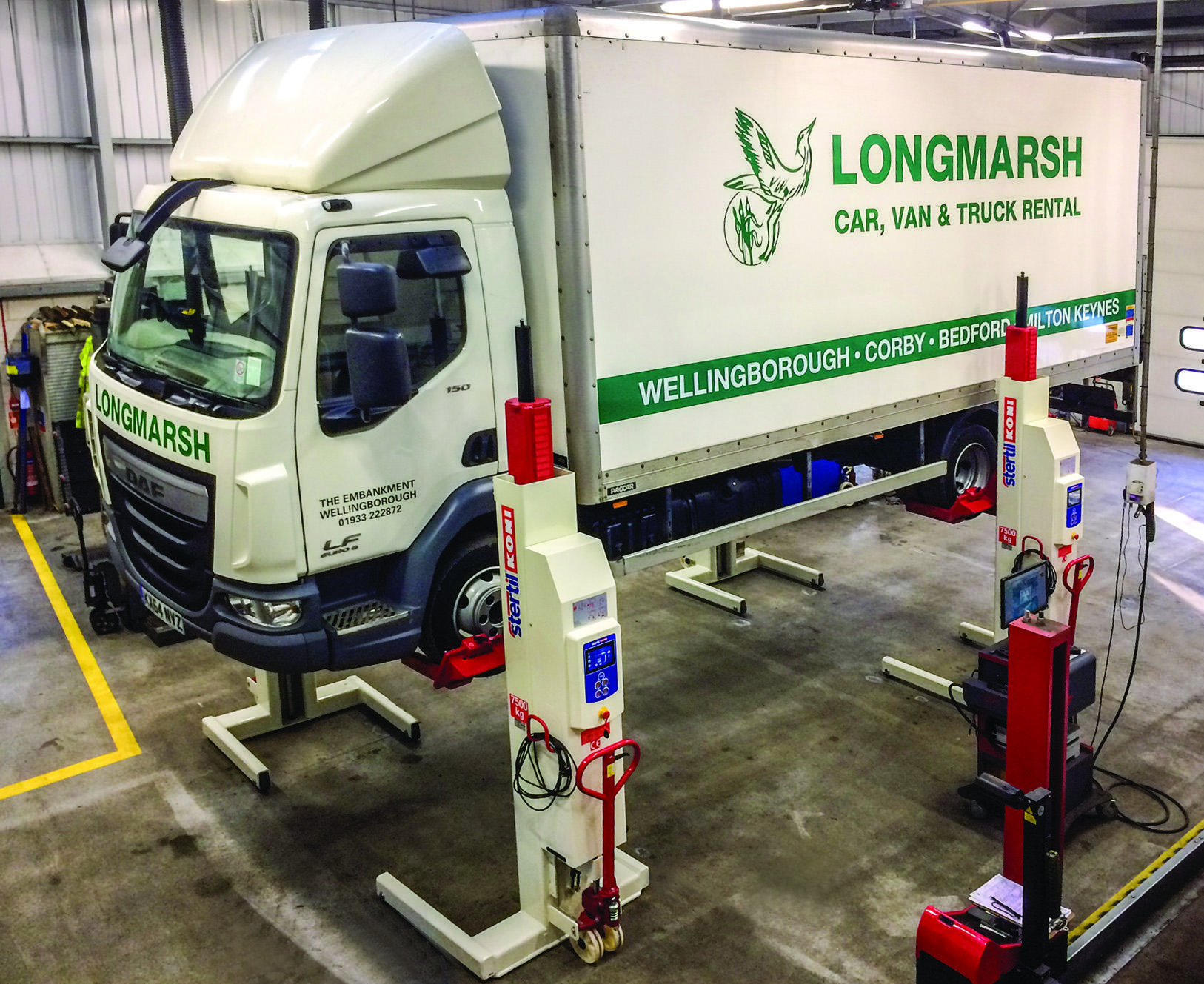 Stertil Koni Mobile Columns For Long Marsh Depot | Stertil-Koni