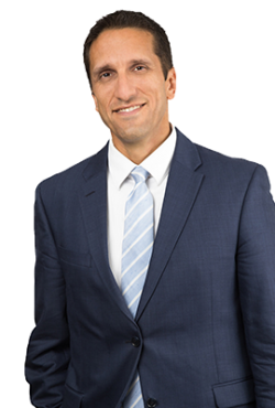 Toronto employment lawyer Lior Samfiru, co-founding partner at Samfiru Tumarkin LLP, the employment lawyer.