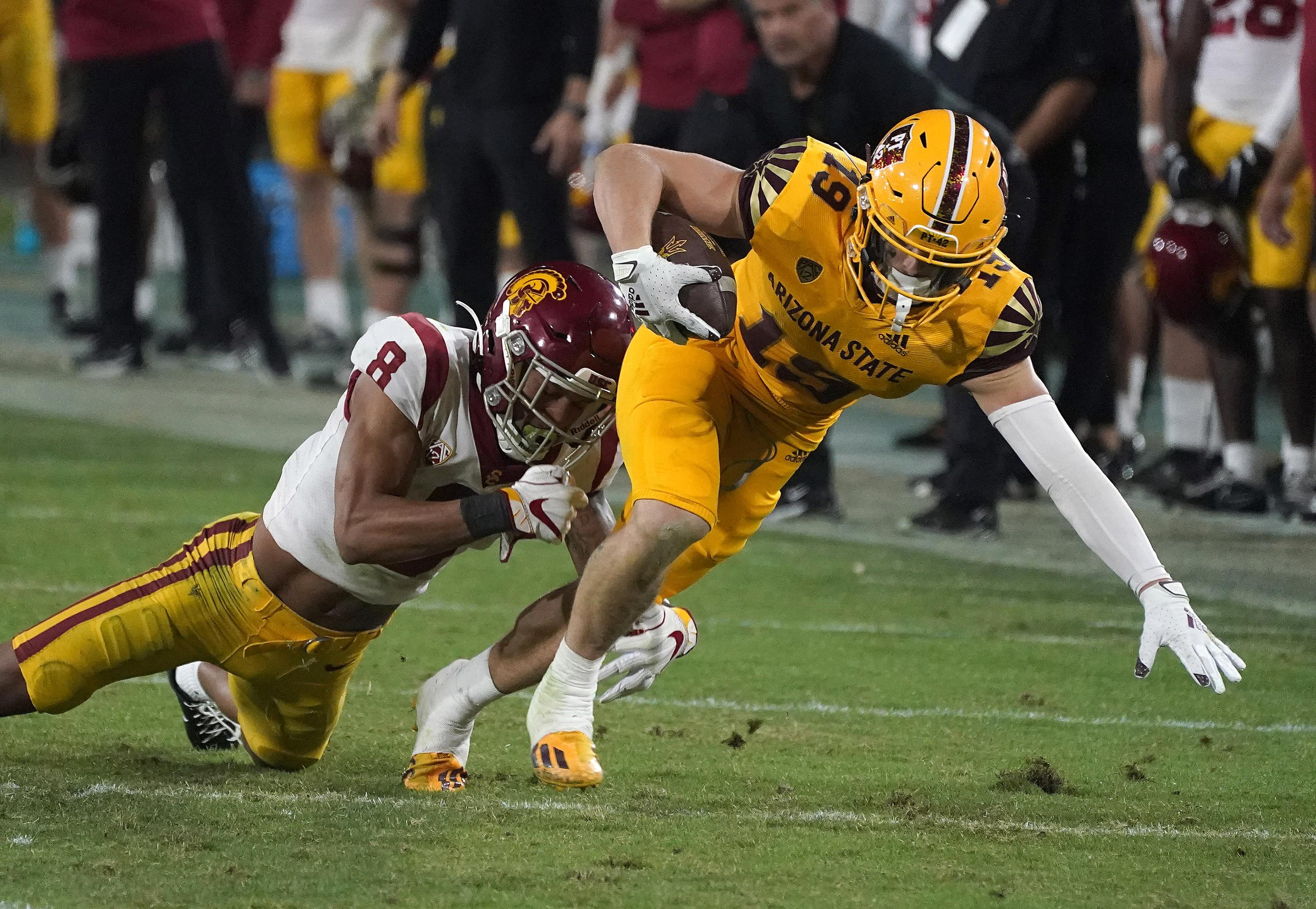 USC hopes break will lead to defensive improvement vs UCLA | AP News