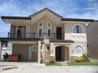 A HOUSE & LOT FOR SALE - BROOKFIELD SUBDIVISION, LAPU-LAPU CITY, FOR ...