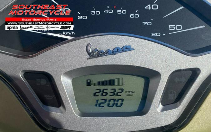 2021 Vespa Primavera 50 75th