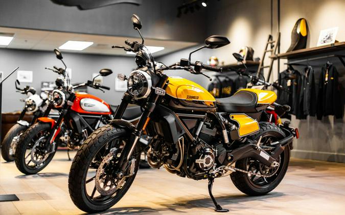 2025 Ducati Scrambler Icon 62 Yellow