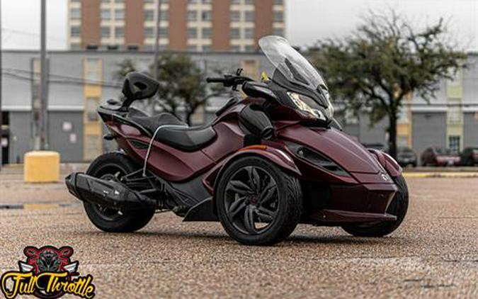 2013 Can-Am Spyder® ST-S SM5