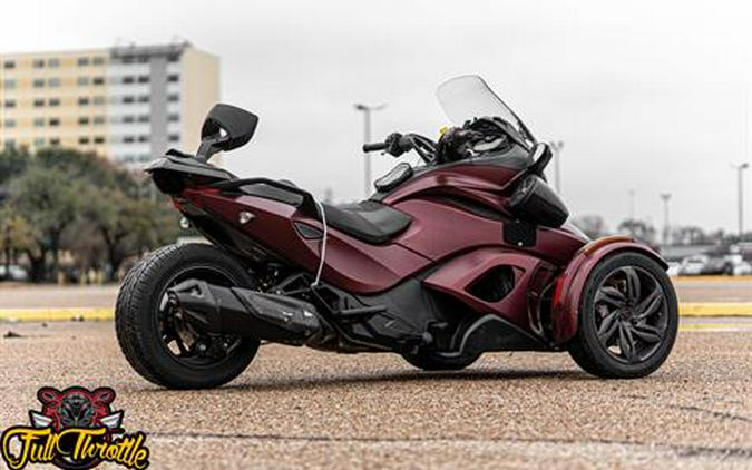 2013 Can-Am Spyder® ST-S SM5