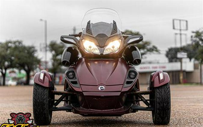 2013 Can-Am Spyder® ST-S SM5