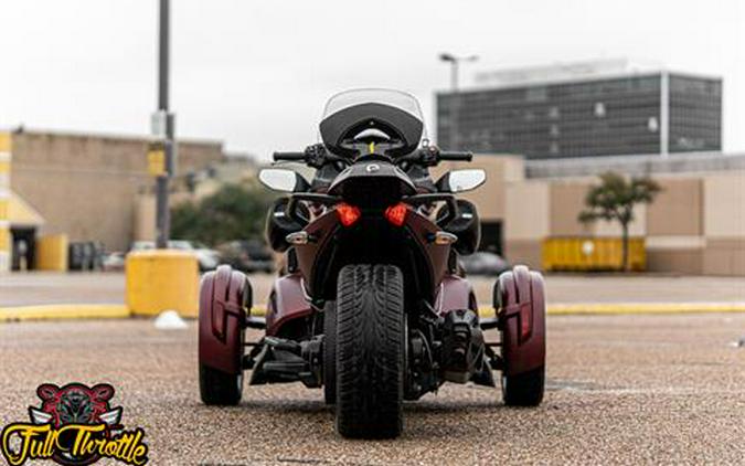 2013 Can-Am Spyder® ST-S SM5